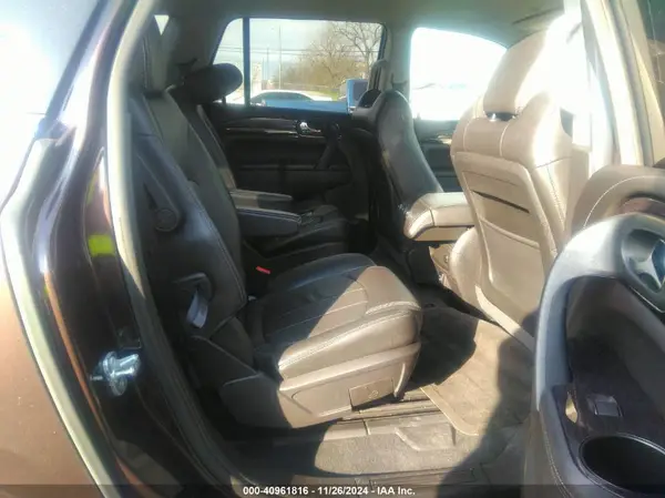 5GAKRBKD2HJ301595 2017 BUICK ENCLAVE - Image 8