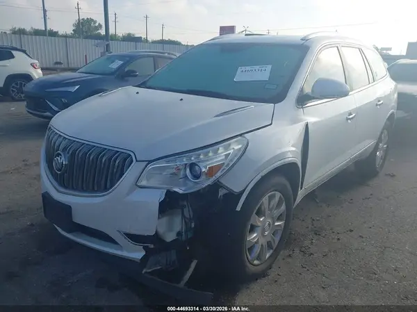 5GAKRBKD2HJ330286 2017 BUICK ENCLAVE - Image 2