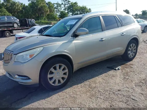 5GAKRBKD3GJ194880 2016 BUICK ENCLAVE - Image 2