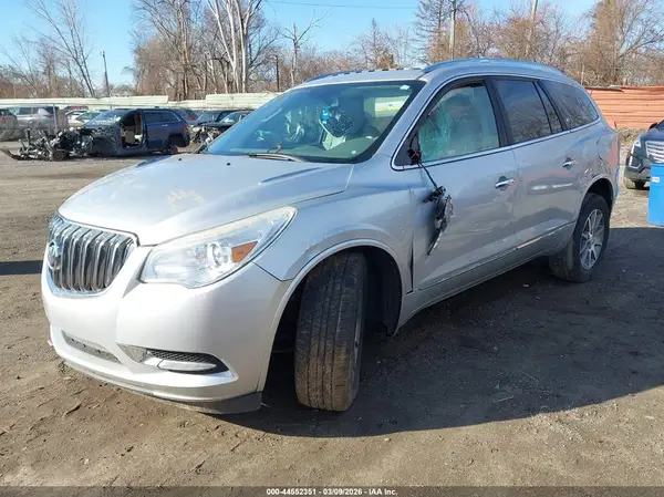 5GAKRBKD3HJ171018 2017 BUICK ENCLAVE - Image 2