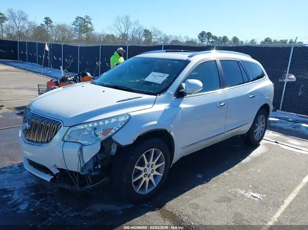 5GAKRBKD3HJ173996 2017 BUICK ENCLAVE - Image 2