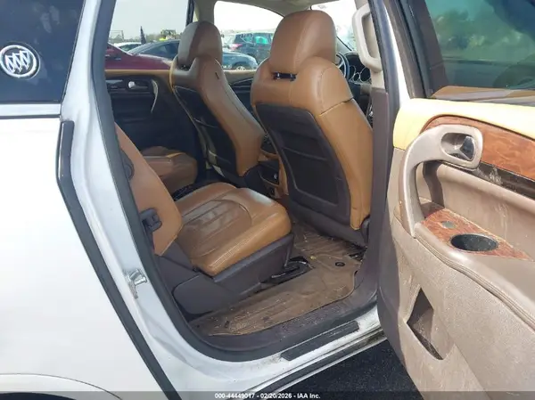 5GAKRBKD3HJ174825 2017 BUICK ENCLAVE - Image 8