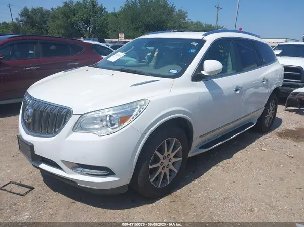 5GAKRBKD3HJ207886 2017 BUICK ENCLAVE - Image 2