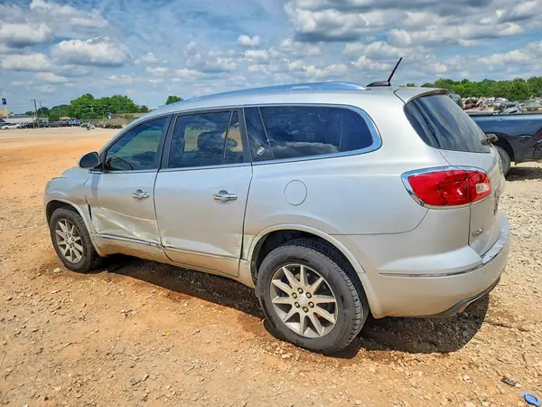5GAKRBKD3HJ254805 2017 BUICK ENCLAVE - Image 2