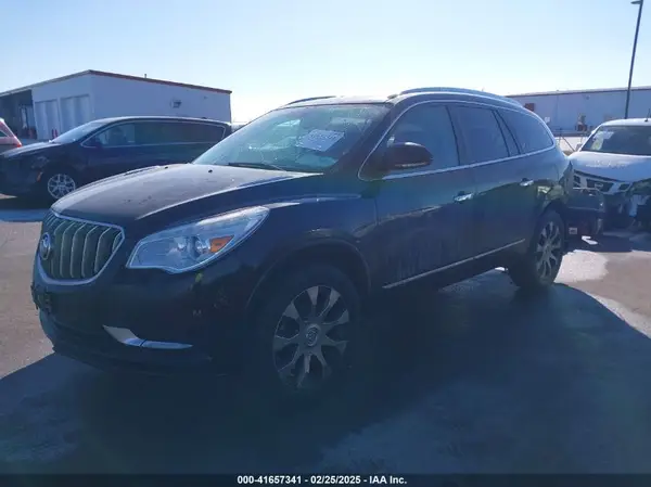 5GAKRBKD3HJ315814 2017 BUICK ENCLAVE - Image 2