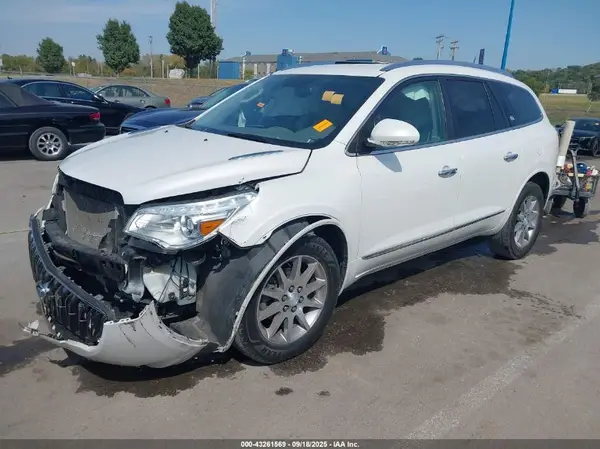 5GAKRBKD3HJ328935 2017 BUICK ENCLAVE - Image 2