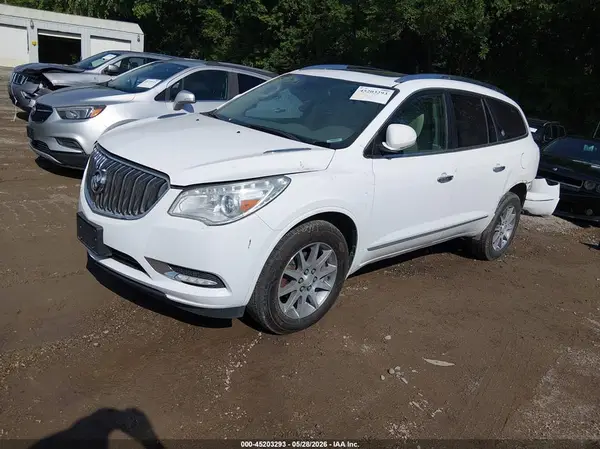 5GAKRBKD4HJ349275 2017 BUICK ENCLAVE - Image 2