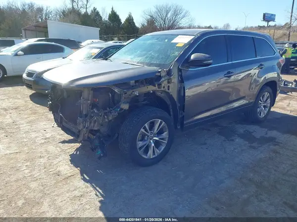 5GAKRBKD4HJ352306 2017 BUICK ENCLAVE - Image 2