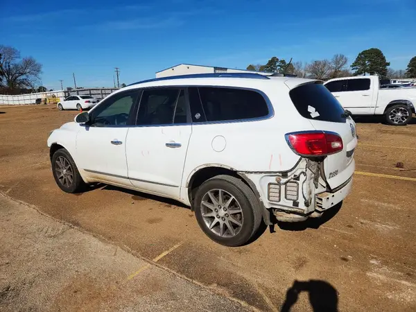 5GAKRBKD5HJ101682 2017 BUICK ENCLAVE - Image 2