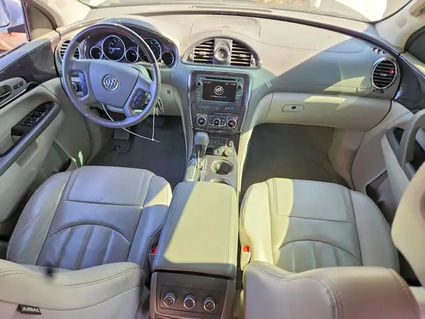 5GAKRBKD5HJ140045 2017 BUICK ENCLAVE - Image 8