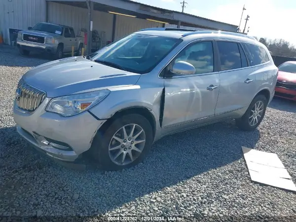 5GAKRBKD5HJ174289 2017 BUICK ENCLAVE - Image 2