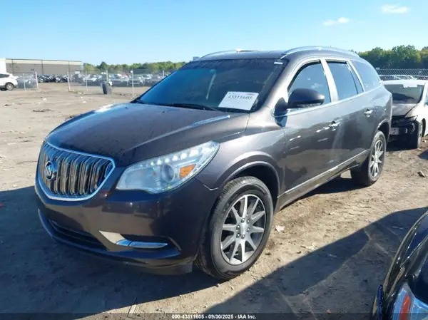 5GAKRBKD5HJ251842 2017 BUICK ENCLAVE - Image 2
