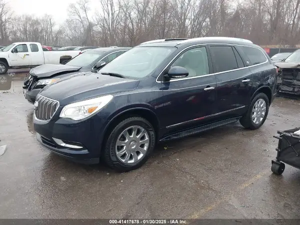 5GAKRBKD5HJ300487 2017 BUICK ENCLAVE - Image 2