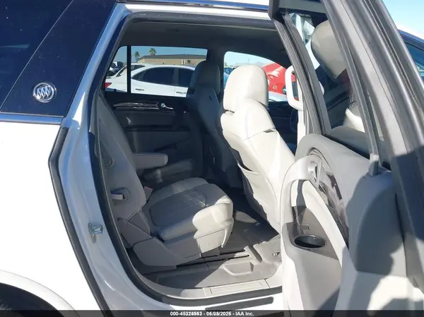 5GAKRBKD5HJ325258 2017 BUICK ENCLAVE - Image 8