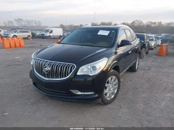 5GAKRBKD5HJ330217 2017 BUICK ENCLAVE - Image 2