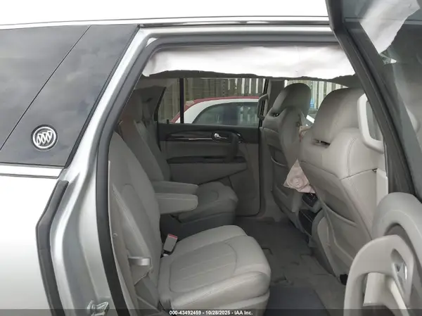 5GAKRBKD5HJ339841 2017 BUICK ENCLAVE - Image 8