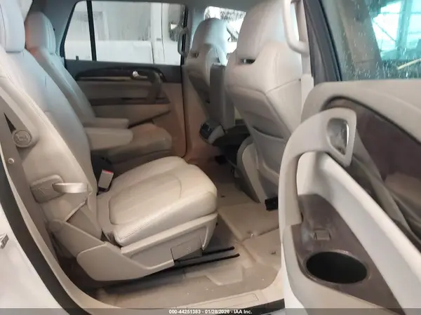 5GAKRBKD5HJ347812 2017 BUICK ENCLAVE - Image 8