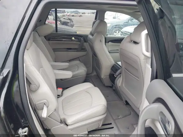5GAKRBKD6HJ107538 2017 BUICK ENCLAVE - Image 8
