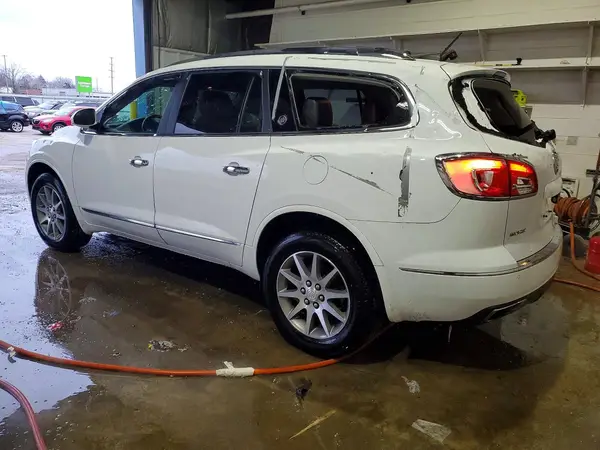 5GAKRBKD6HJ128096 2017 BUICK ENCLAVE - Image 2