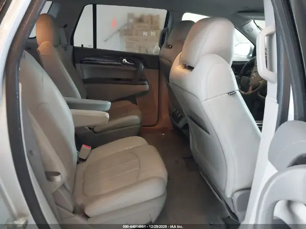 5GAKRBKD6HJ256094 2017 BUICK ENCLAVE - Image 8