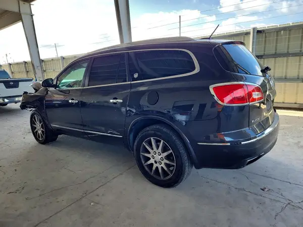 5GAKRBKD6HJ294070 2017 BUICK ENCLAVE - Image 2