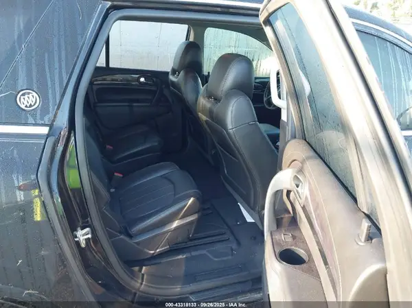 5GAKRBKD7GJ305754 2016 BUICK ENCLAVE - Image 8
