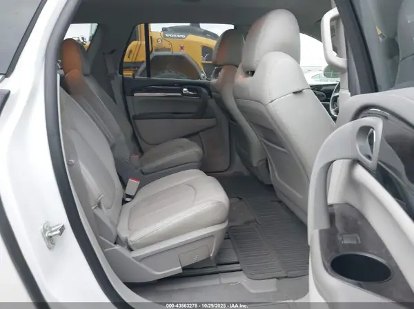 5GAKRBKD7HJ230118 2017 BUICK ENCLAVE - Image 8