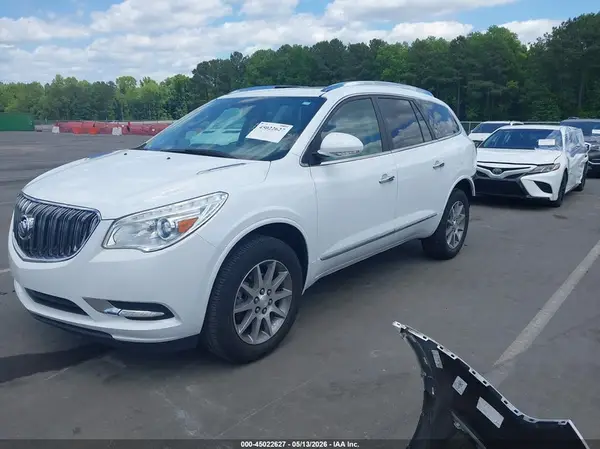 5GAKRBKD7HJ272482 2017 BUICK ENCLAVE - Image 2