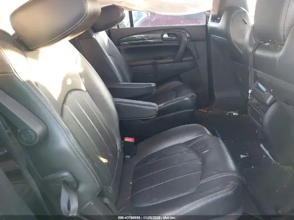 5GAKRBKD7HJ289296 2017 BUICK ENCLAVE - Image 8