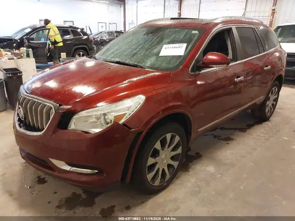 5GAKRBKD7HJ315900 2017 BUICK ENCLAVE - Image 2