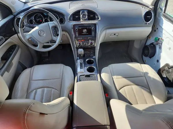 5GAKRBKD7HJ324791 2017 BUICK ENCLAVE - Image 8