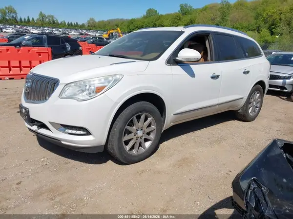 5GAKRBKD7HJ331157 2017 BUICK ENCLAVE - Image 2
