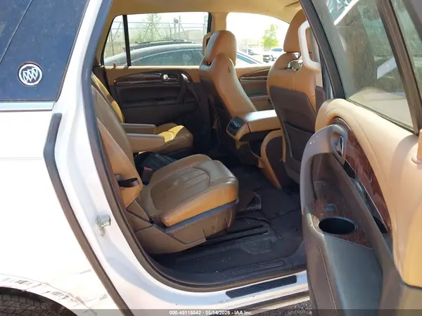 5GAKRBKD7HJ331157 2017 BUICK ENCLAVE - Image 8
