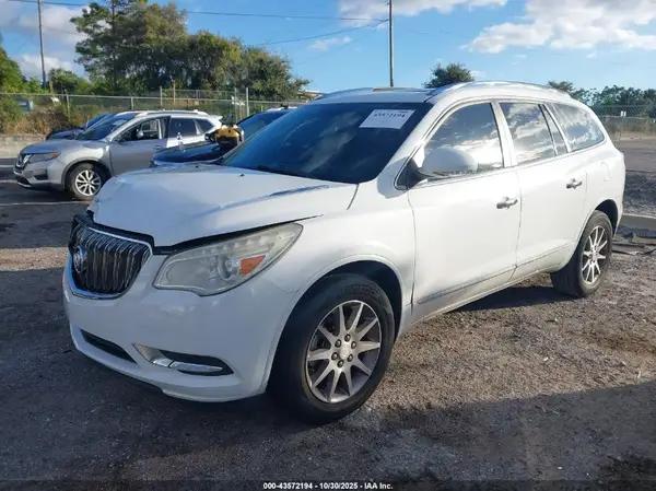 5GAKRBKD8GJ270710 2016 BUICK ENCLAVE - Image 2