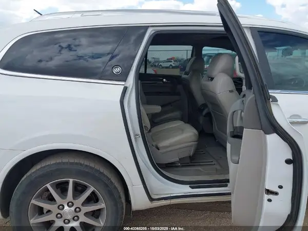5GAKRBKD8GJ280900 2016 BUICK ENCLAVE - Image 8