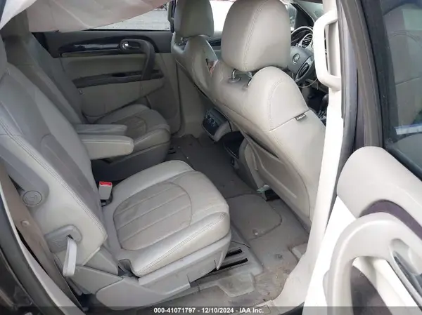 5GAKRBKD8HJ112935 2017 BUICK ENCLAVE - Image 8