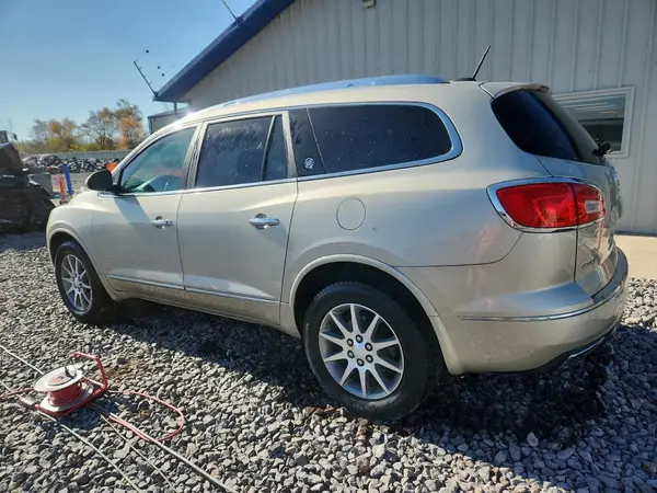 5GAKRBKD8HJ180541 2017 BUICK ENCLAVE - Image 2