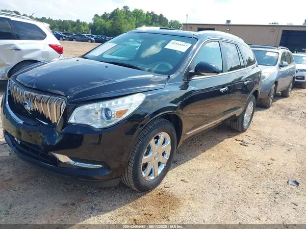 5GAKRBKD8HJ222335 2017 BUICK ENCLAVE - Image 2