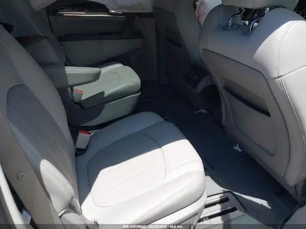 5GAKRBKD8HJ238874 2017 BUICK ENCLAVE - Image 8