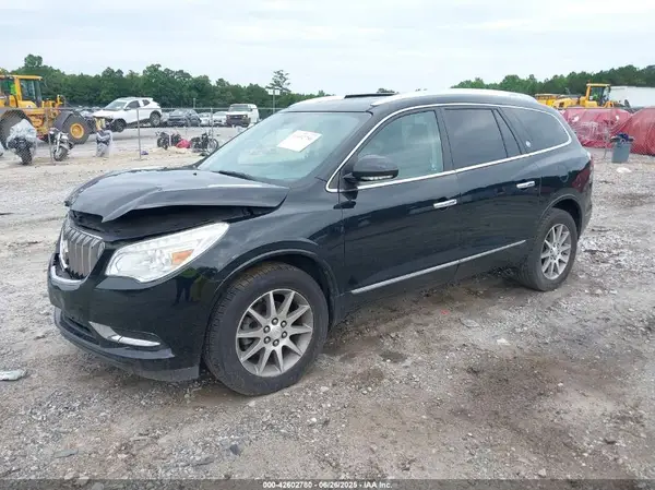 5GAKRBKD8HJ272815 2017 BUICK ENCLAVE - Image 2