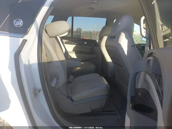 5GAKRBKD8HJ287749 2017 BUICK ENCLAVE - Image 8