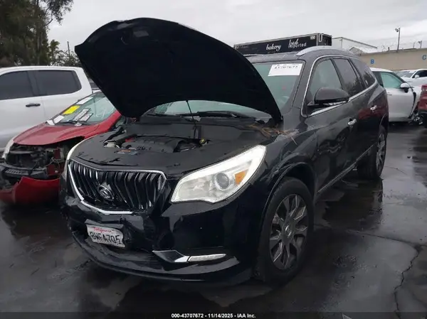 5GAKRBKD8HJ327778 2017 BUICK ENCLAVE - Image 2