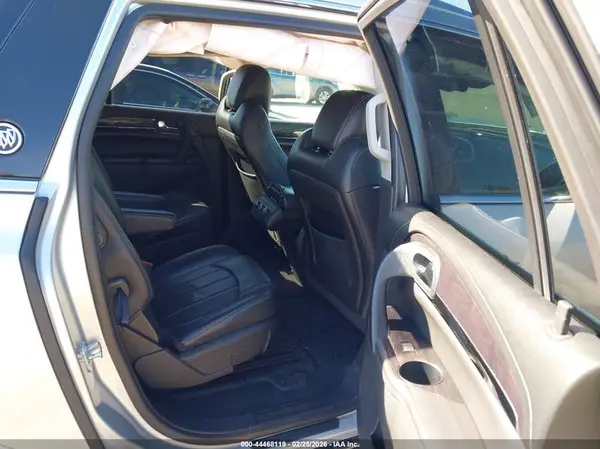 5GAKRBKD9GJ122677 2016 BUICK ENCLAVE - Image 8