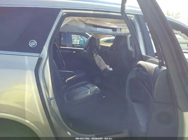 5GAKRBKD9GJ123392 2016 BUICK ENCLAVE - Image 8