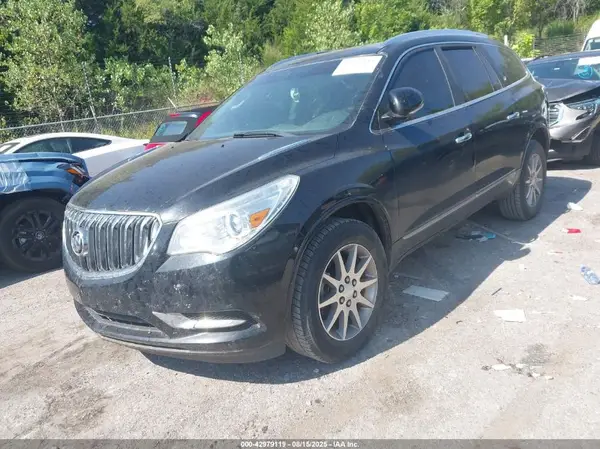 5GAKRBKD9HJ102656 2017 BUICK ENCLAVE - Image 2