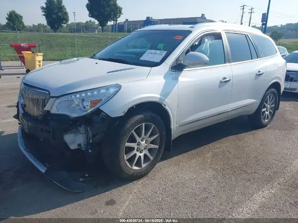 5GAKRBKD9HJ122986 2017 BUICK ENCLAVE - Image 2