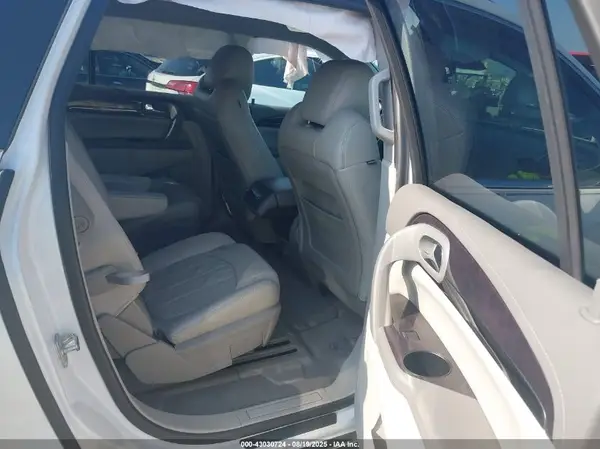 5GAKRBKD9HJ122986 2017 BUICK ENCLAVE - Image 8