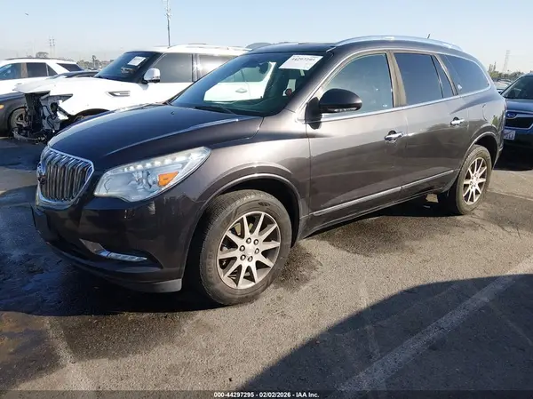 5GAKRBKD9HJ204331 2017 BUICK ENCLAVE - Image 2