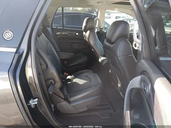 5GAKRBKD9HJ204331 2017 BUICK ENCLAVE - Image 8
