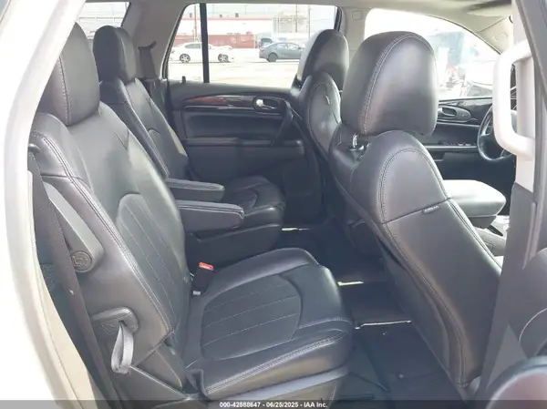 5GAKRBKD9HJ218603 2017 BUICK ENCLAVE - Image 8